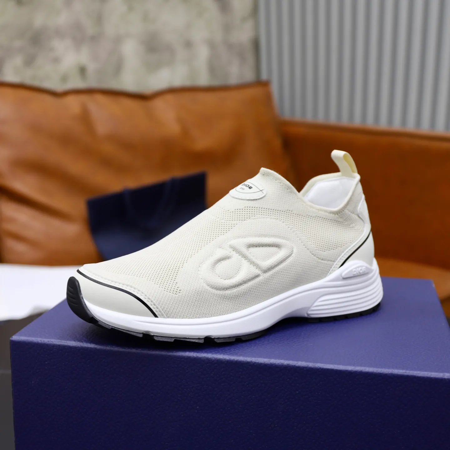 Men's shoes: 520💰Dior Dior B30 latest hot model shipped, original 1:1 manufacturing ▪️ Fabric: Original custom fly woven ▪️ Lining: Imported breathable mesh ▪️ Sole: Original molded non-slip outsole ▪️ Size: 38-46 (45, 46 custom-made, non-refundable)